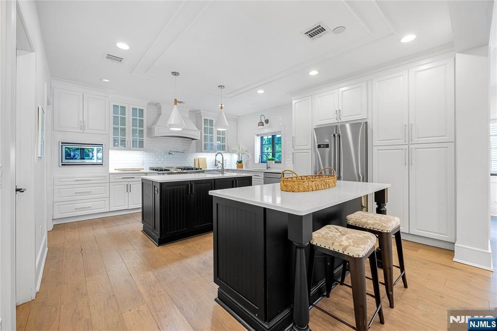 651 Grove Street Montclair, NJ 07043 - Photo 13 of 46