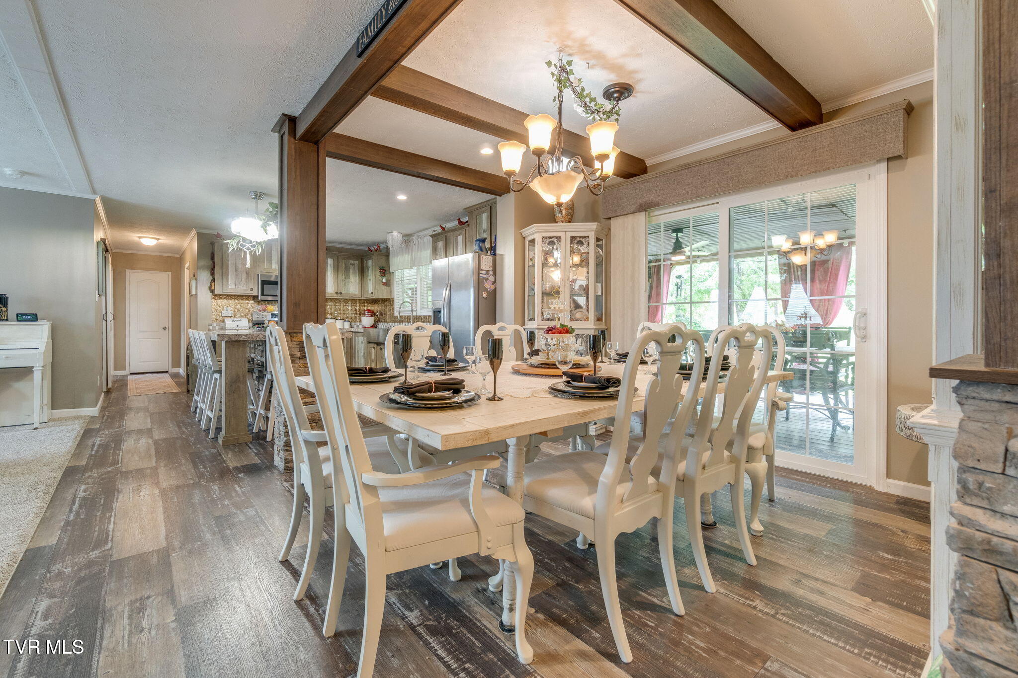 18378 Buffalo Pond Road Bristol, VA 24202 - Photo 13 of 50 014