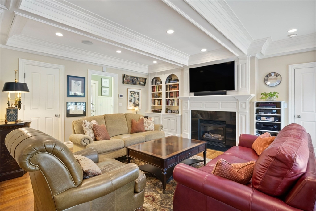 169 Grove Street Wellesley, MA 02482 - Photo 18 of 42 Gallery Image 18
