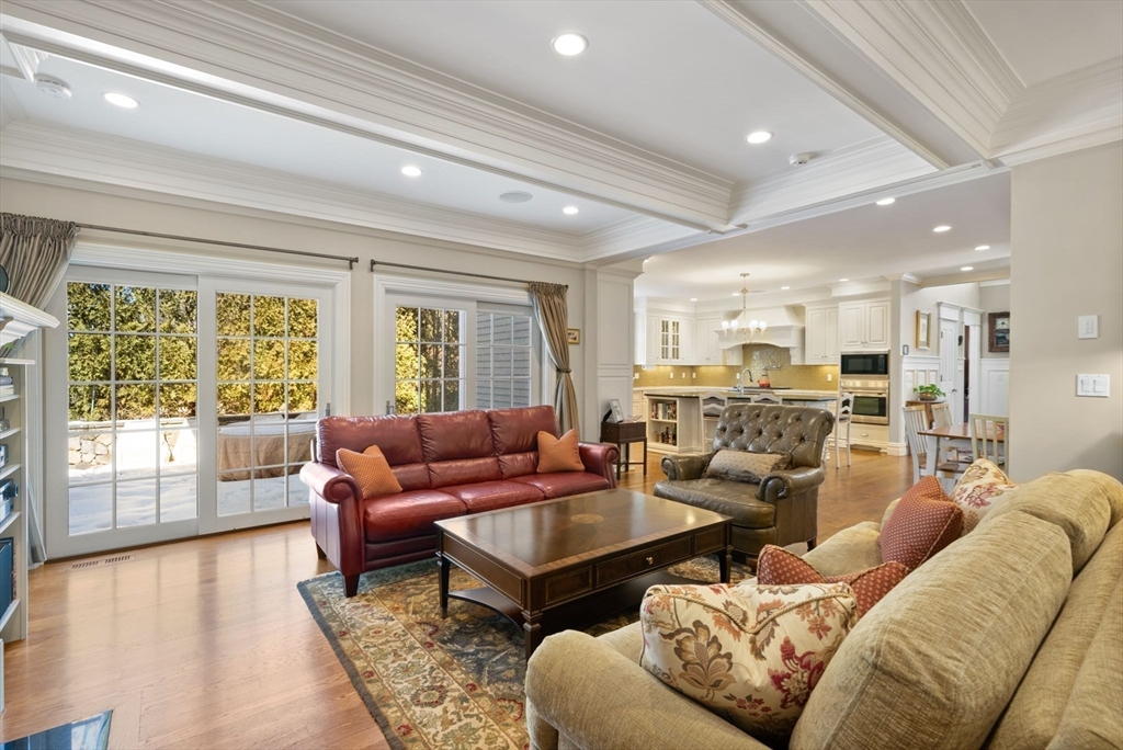 169 Grove Street Wellesley, MA 02482 - Photo 20 of 42 Gallery Image 20