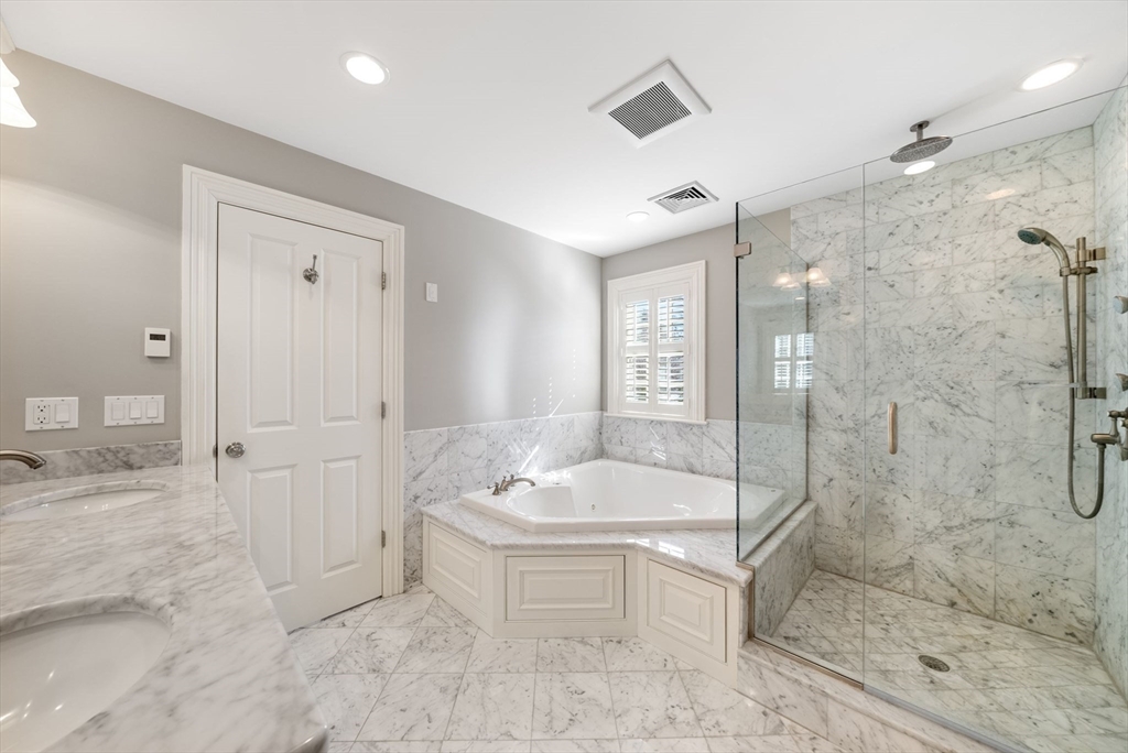 169 Grove Street Wellesley, MA 02482 - Photo 27 of 42 Gallery Image 27