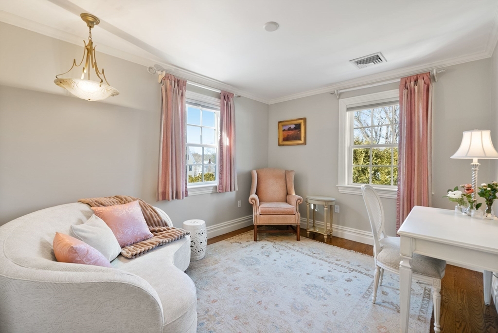 169 Grove Street Wellesley, MA 02482 - Photo 28 of 42 Gallery Image 28