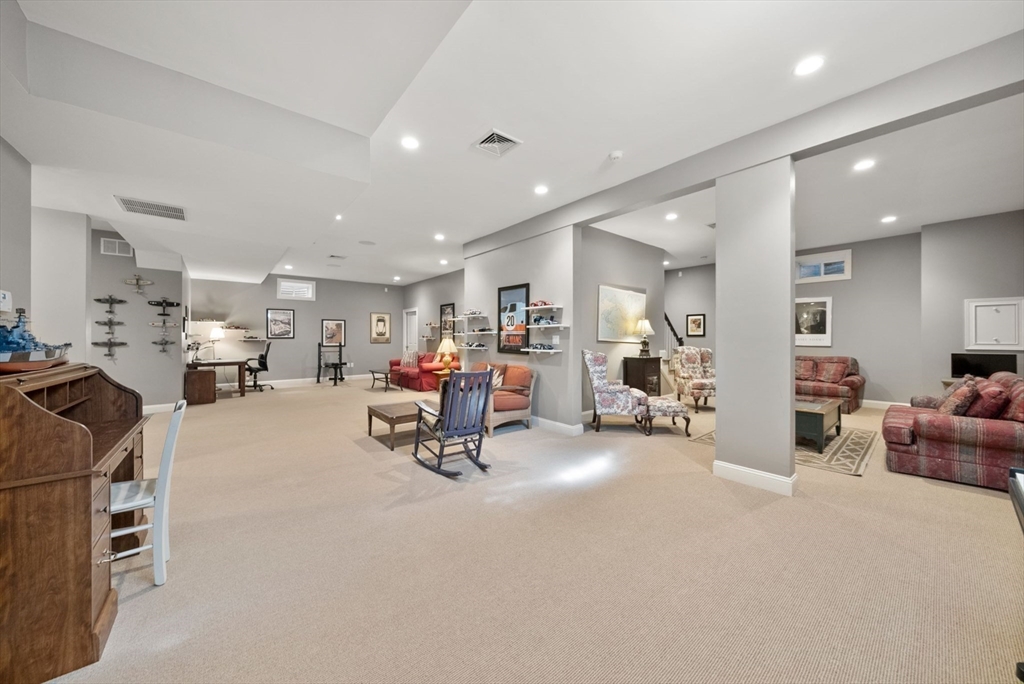 169 Grove Street Wellesley, MA 02482 - Photo 36 of 42 Gallery Image 36