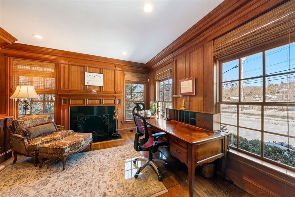 169 Grove Street Wellesley, MA 02482 - Photo 6 of 42 Gallery Image 6