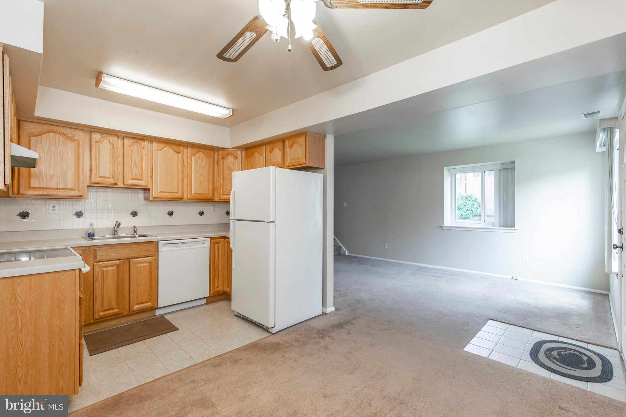 5200 Hilltop Drive, Unit G18 Brookhaven, PA 19015 - Photo 11 of 29