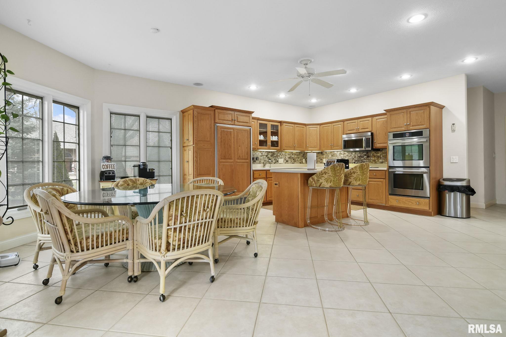 3104 Ironoak Circle Springfield, IL 62711 - Photo 13 of 39 Gallery Image 13