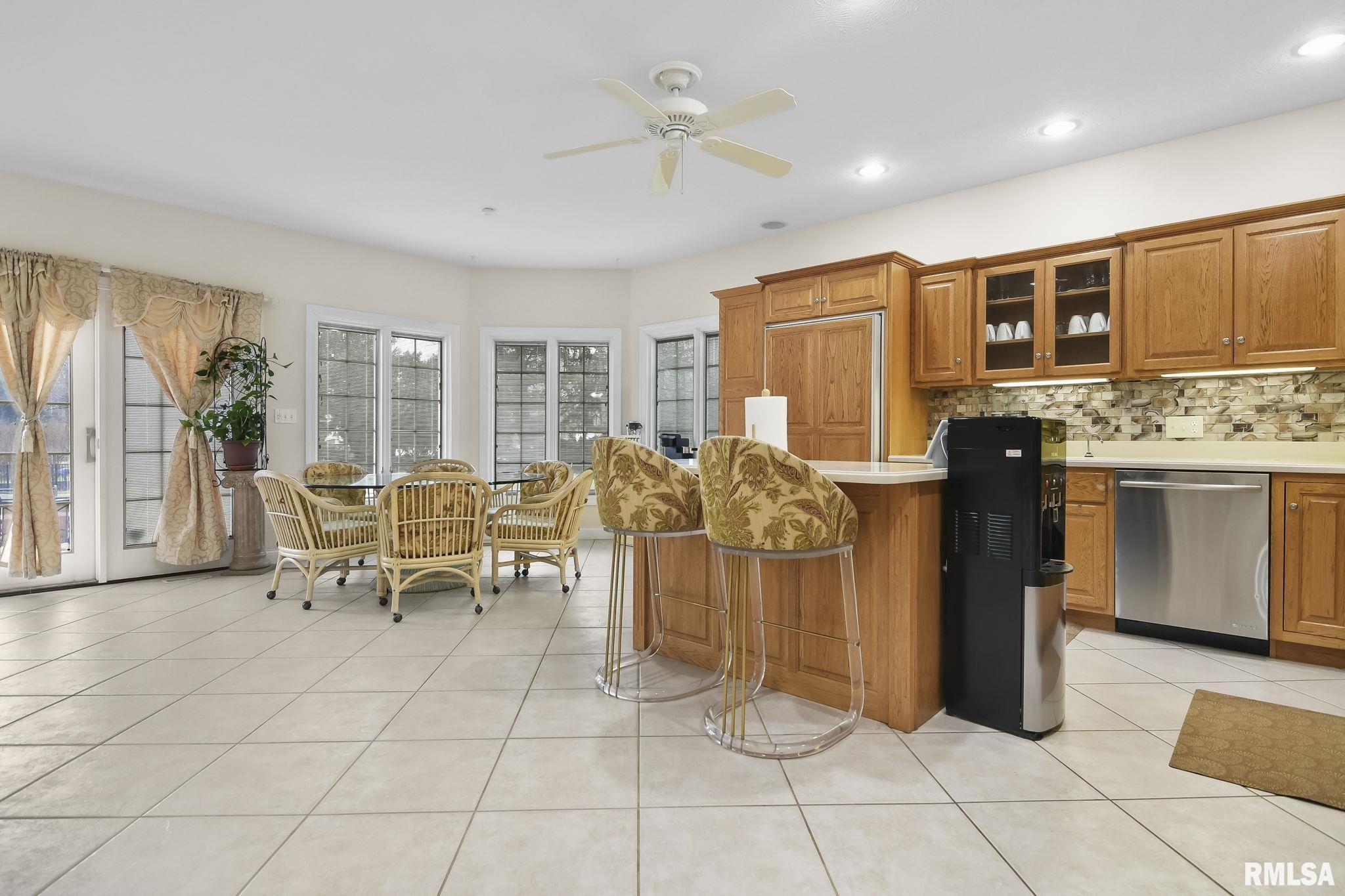 3104 Ironoak Circle Springfield, IL 62711 - Photo 16 of 39 Gallery Image 16