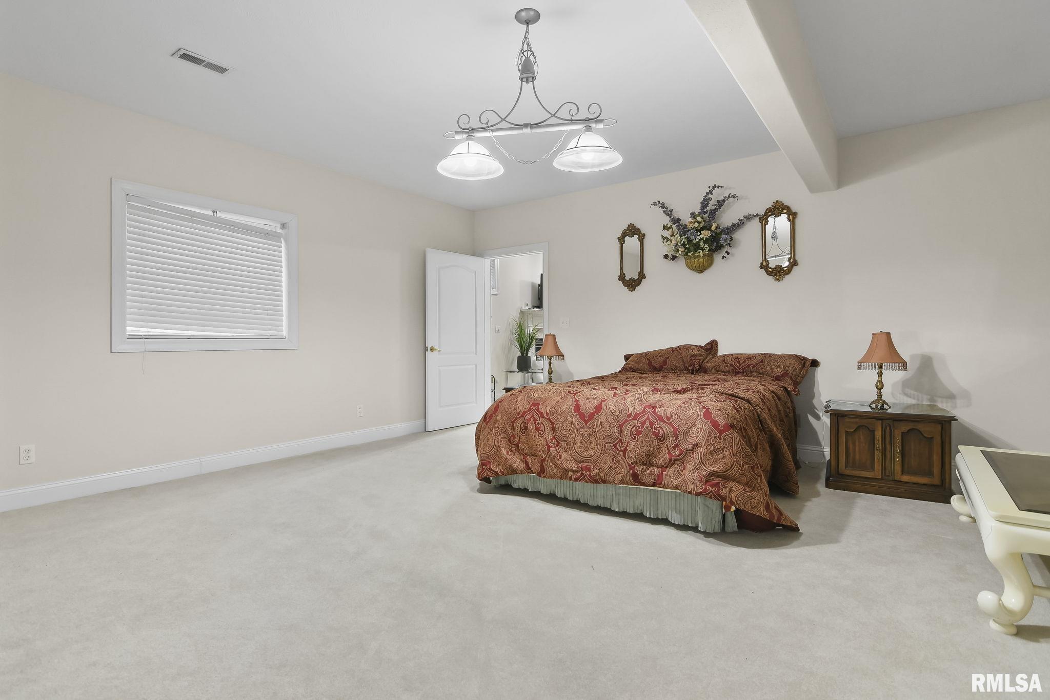 3104 Ironoak Circle Springfield, IL 62711 - Photo 33 of 39 Gallery Image 33
