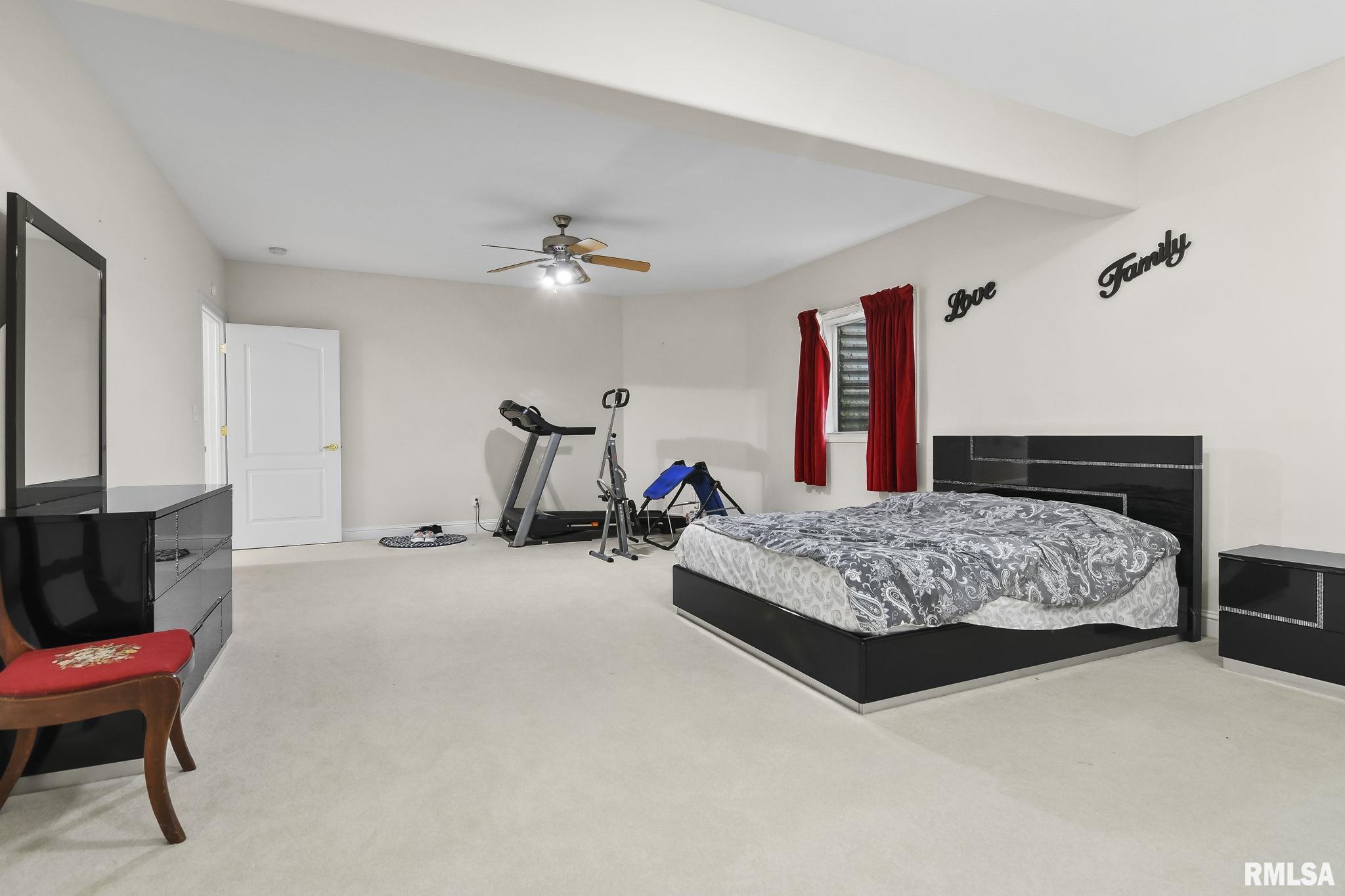 3104 Ironoak Circle Springfield, IL 62711 - Photo 36 of 39 Gallery Image 36