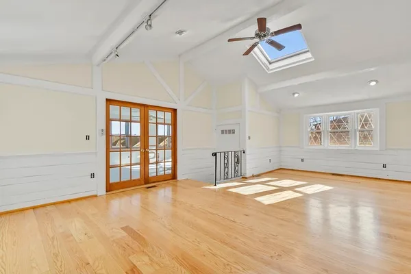 $4,650 | 72 Cambridge Road, Unit 2, Woburn, MA 01801