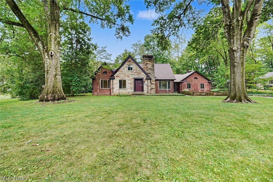 2381 Chatham Road Akron, OH 44313 - Photo 7 of 33 Gallery Image 7