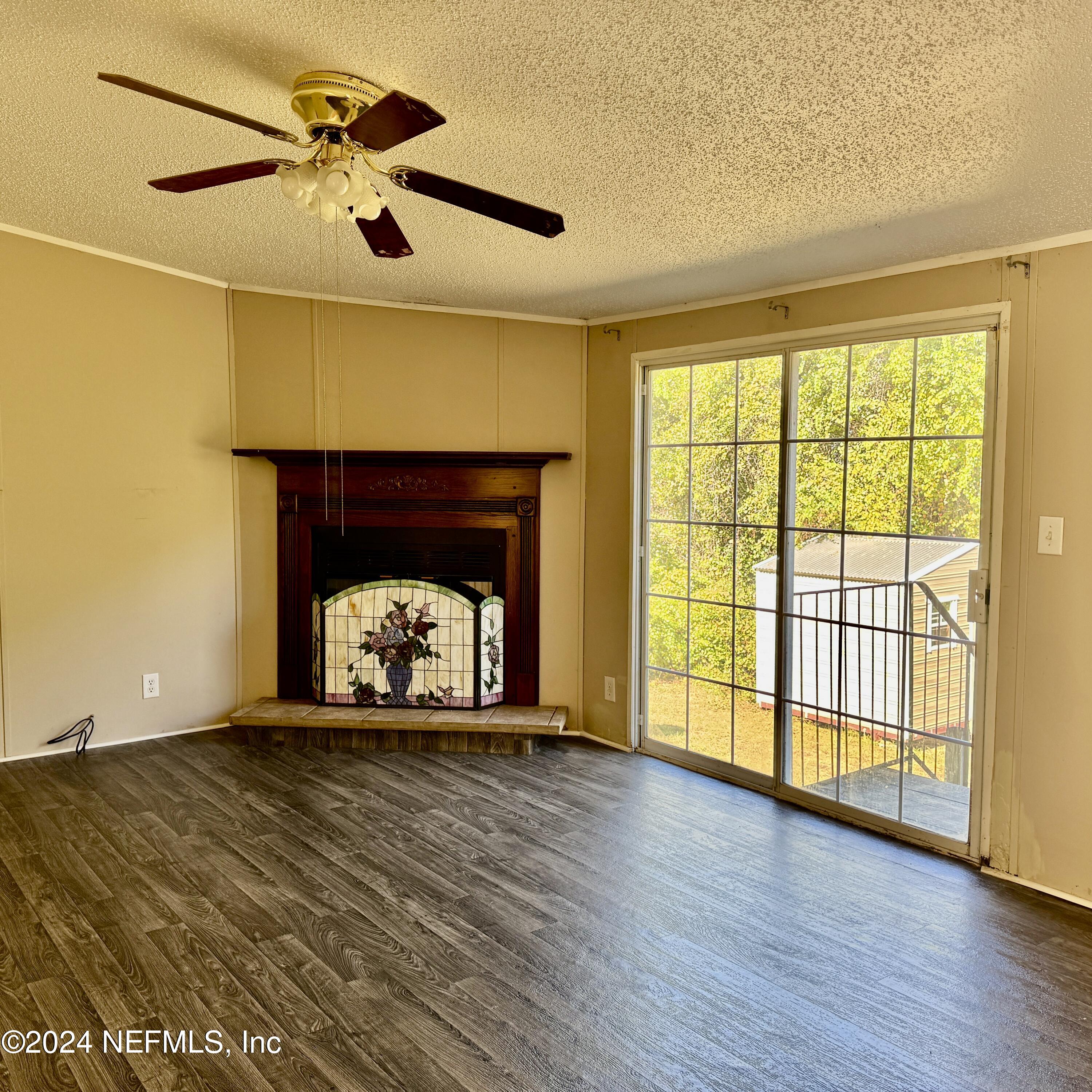 303 Chesser Monroe Road Hawthorne, FL 32640 - Photo 16 of 27 303 Chesser Monroe Rd, Hawthorne, FL