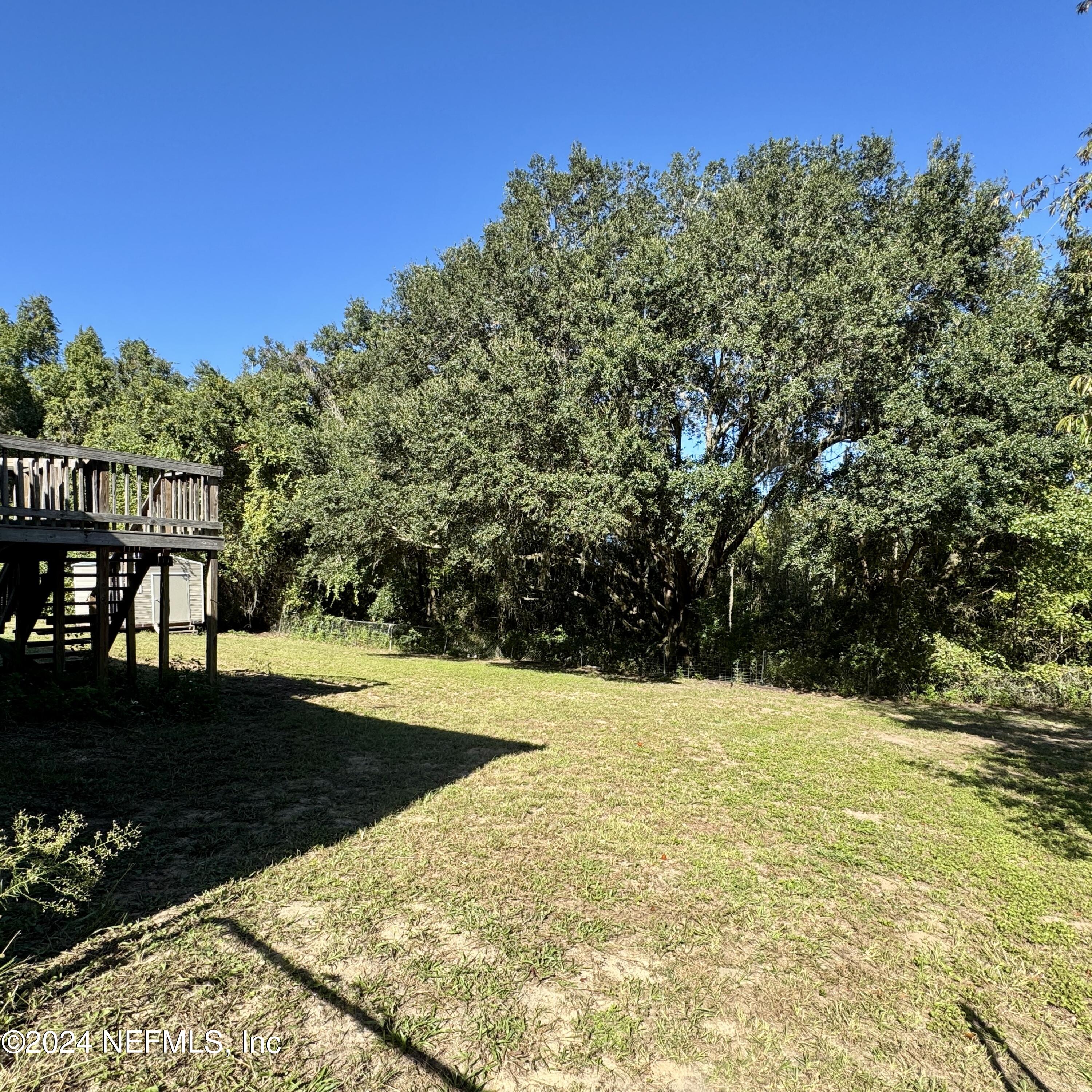 303 Chesser Monroe Rd, Hawthorne, FL