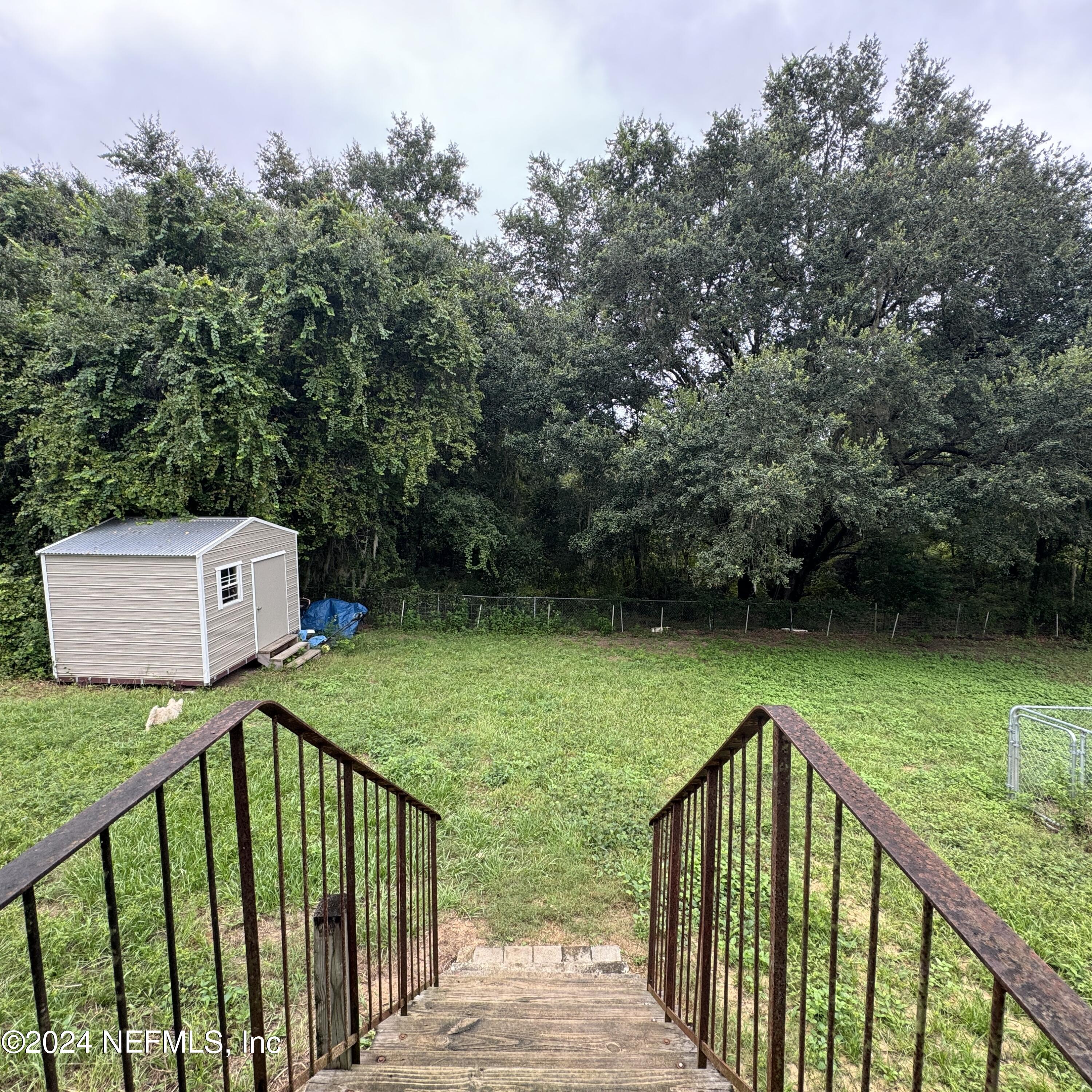 303 Chesser Monroe Rd, Hawthorne, FL