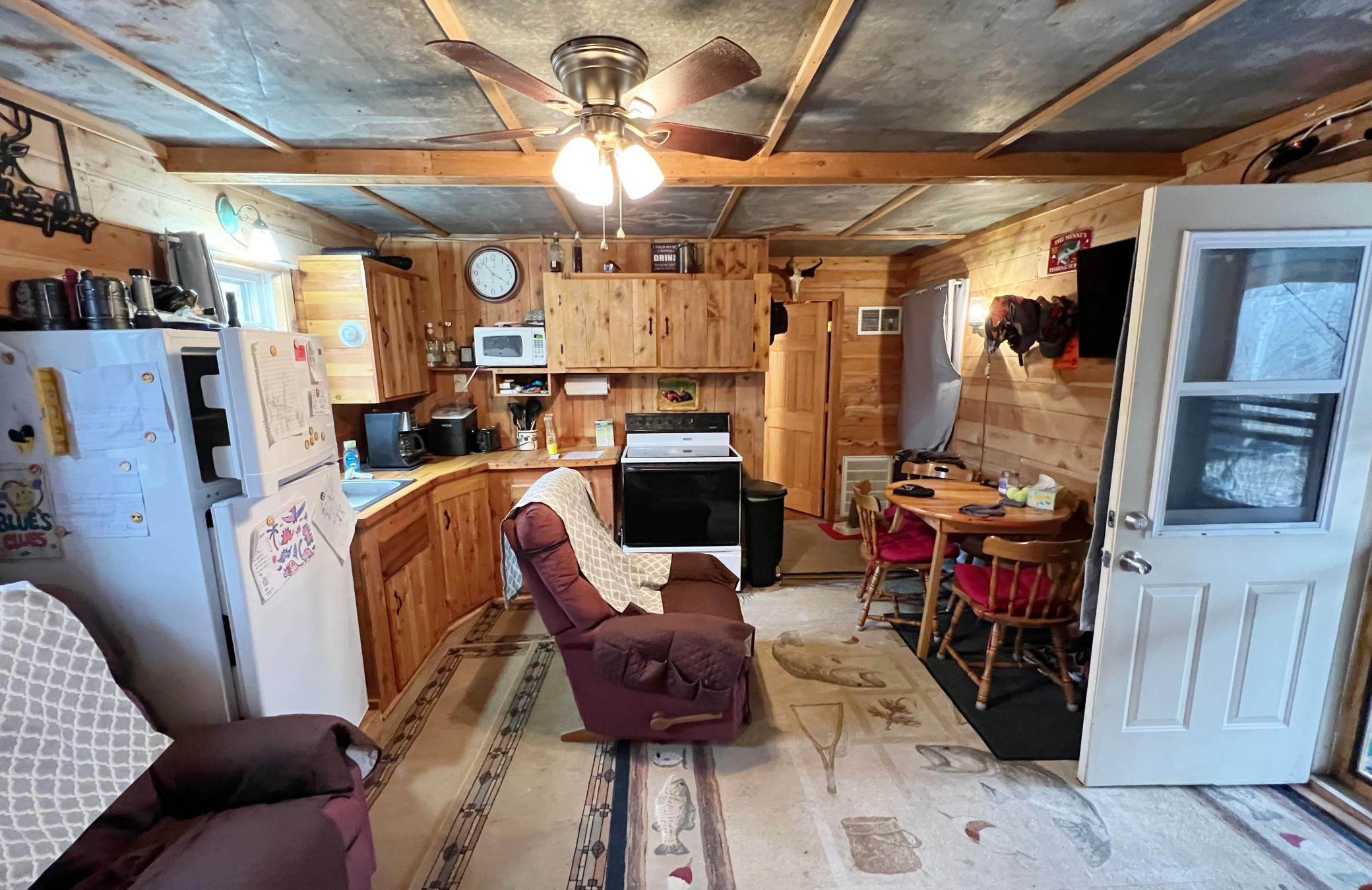 9298 Hingeley Road Meadowlands, MN 55765 - Photo 6 of 37