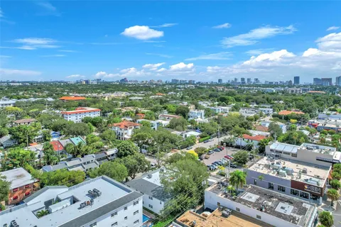 $335,000 | 1280 Southeast 2nd Court, Unit 1, Fort Lauderdale, FL 33301