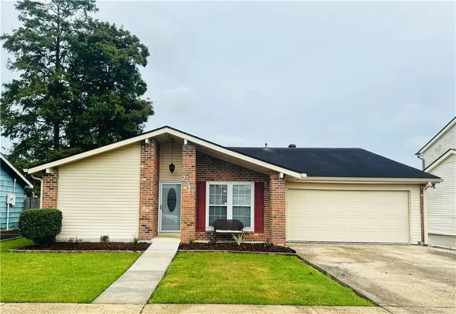 $250,000 | 2513 West Catawba Drive, Harvey, LA 70058