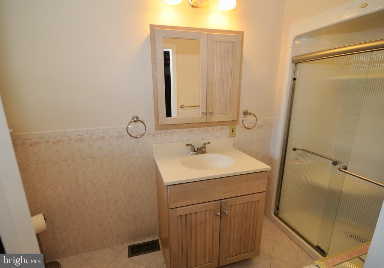 15 South Stumpy Road Carneys Point, NJ 08069 - Photo 19 of 34 Gallery Image 19