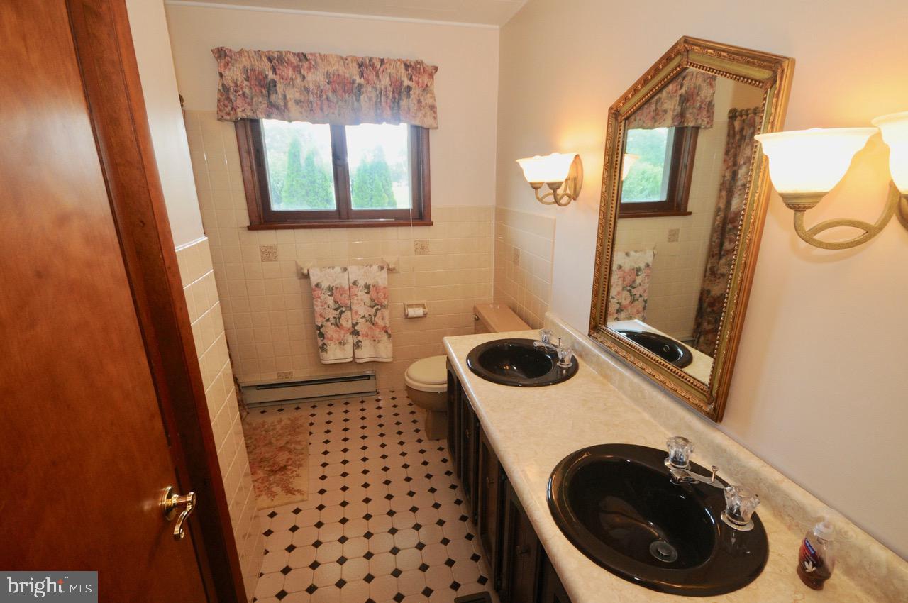 15 South Stumpy Road Carneys Point, NJ 08069 - Photo 22 of 34 Gallery Image 22