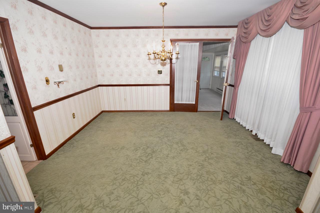 15 South Stumpy Road Carneys Point, NJ 08069 - Photo 5 of 34 Gallery Image 5