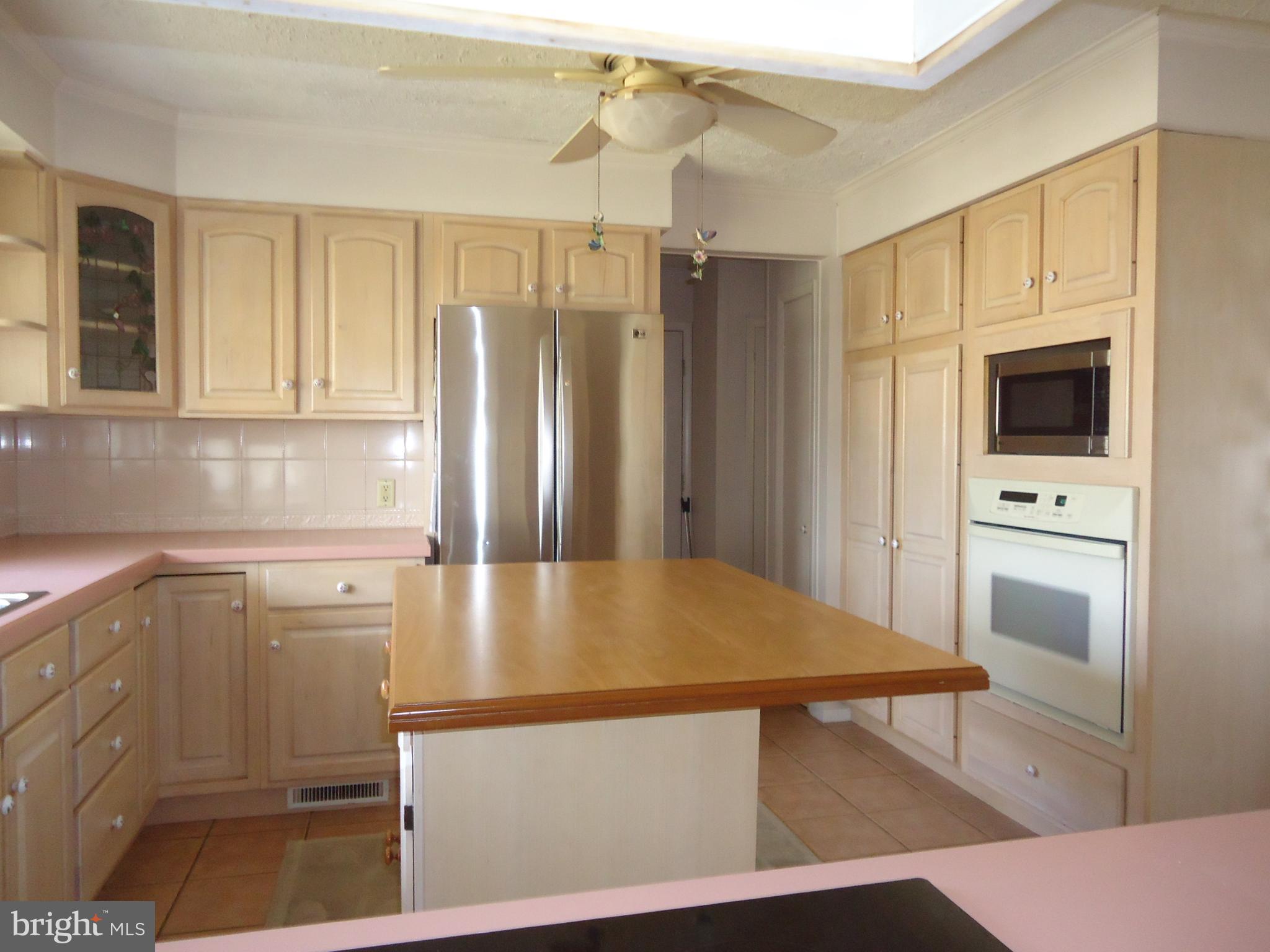 15 South Stumpy Road Carneys Point, NJ 08069 - Photo 10 of 34 Gallery Image 10
