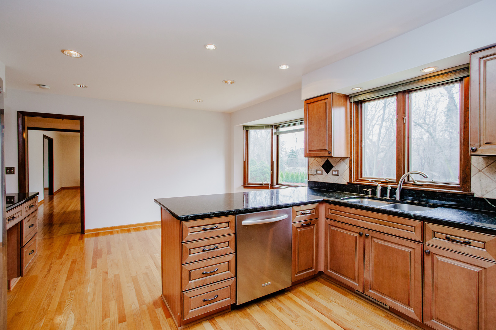 1900 Landwehr Road Northbrook, IL 60062 - Photo 21 of 55