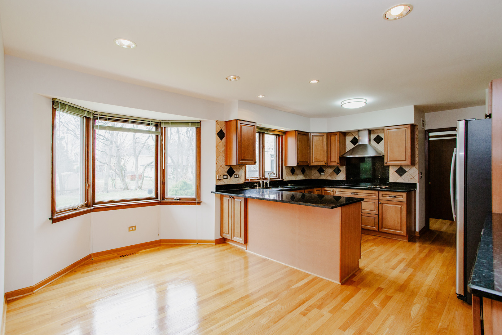 1900 Landwehr Road Northbrook, IL 60062 - Photo 23 of 55