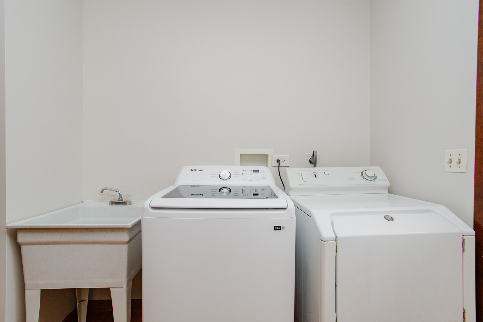 1900 Landwehr Road Northbrook, IL 60062 - Photo 26 of 55