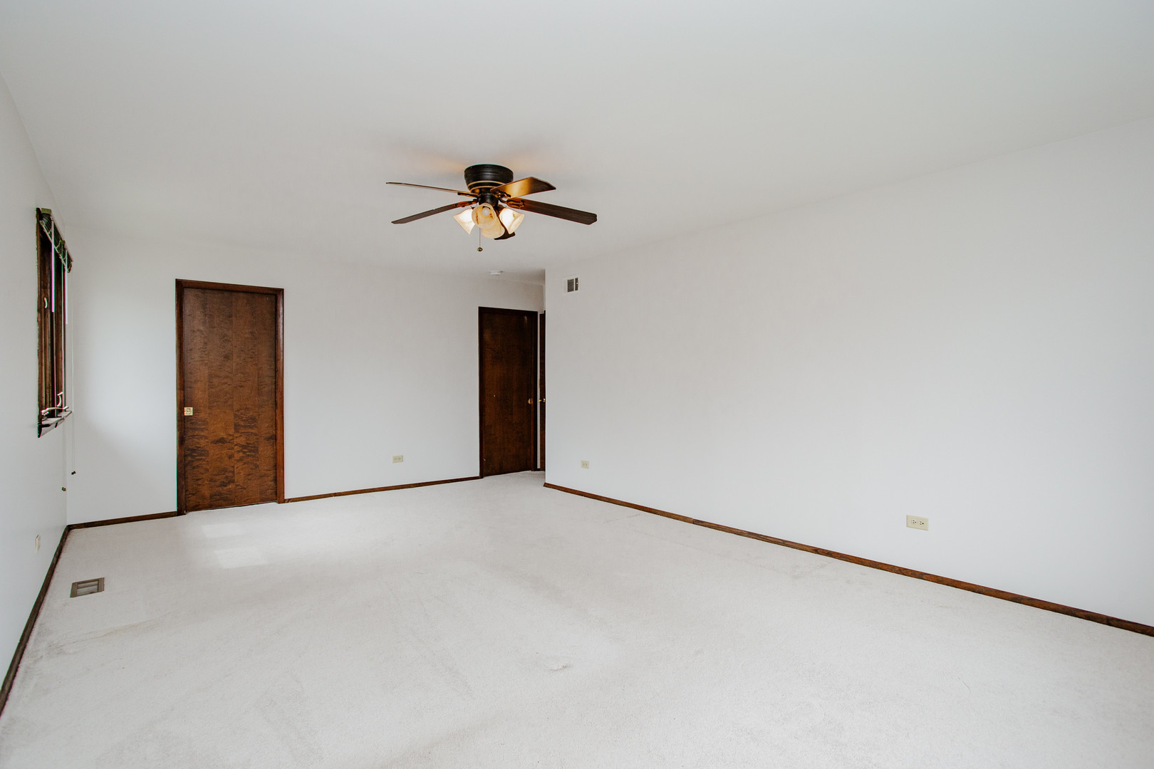 1900 Landwehr Road Northbrook, IL 60062 - Photo 30 of 55