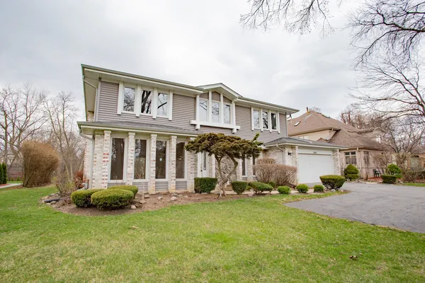 $850,000 | 1900 Landwehr Road, Northbrook, IL 60062