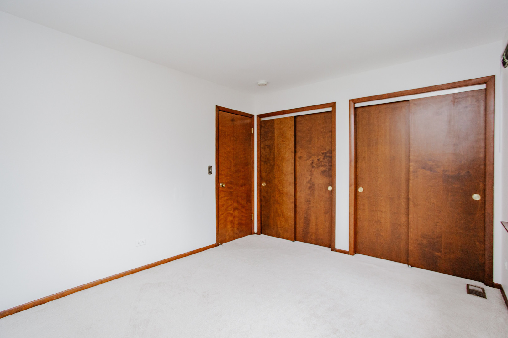 1900 Landwehr Road Northbrook, IL 60062 - Photo 33 of 55