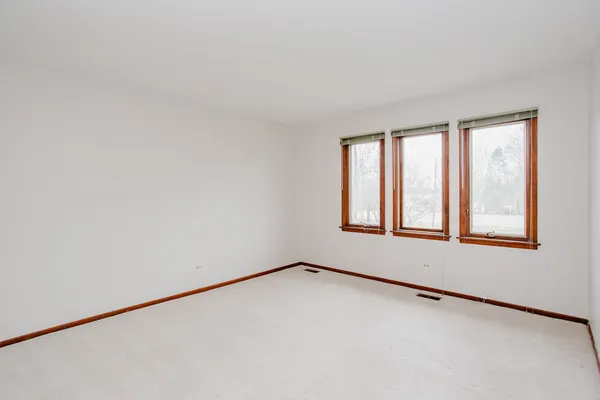 $850,000 | 1900 Landwehr Road, Northbrook, IL 60062