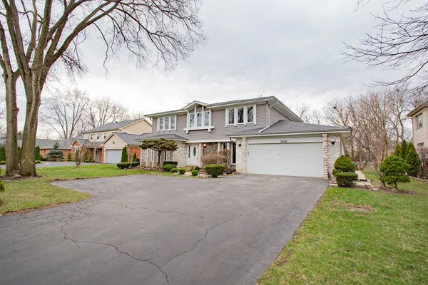 $850,000 | 1900 Landwehr Road, Northbrook, IL 60062