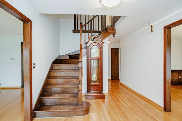 $850,000 | 1900 Landwehr Road, Northbrook, IL 60062