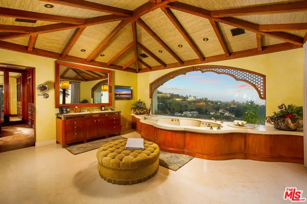 $247,500 | 10066 Cielo Drive, Beverly Hills, CA 90210