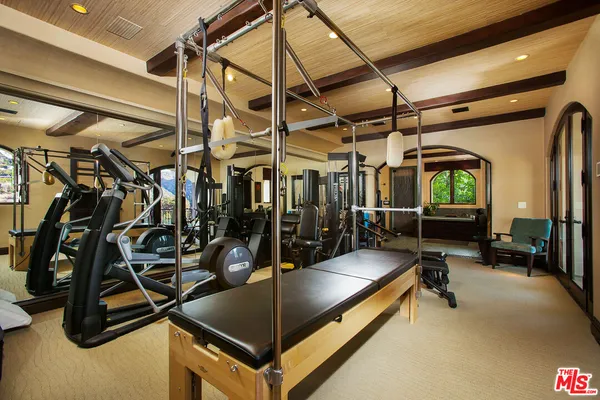 $247,500 | 10066 Cielo Drive, Beverly Hills, CA 90210