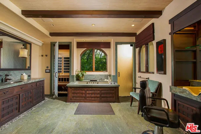 $247,500 | 10066 Cielo Drive, Beverly Hills, CA 90210