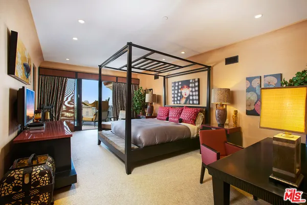 $247,500 | 10066 Cielo Drive, Beverly Hills, CA 90210