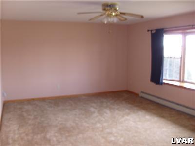 3397 Rohn Lane Bethlehem, PA 18020 - Photo 3 of 15 Gallery Image 3