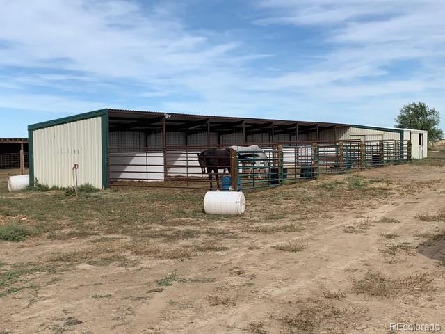 667 South Almstead Road Watkins, CO 80137 - Photo 32 of 35 Gallery Image 32