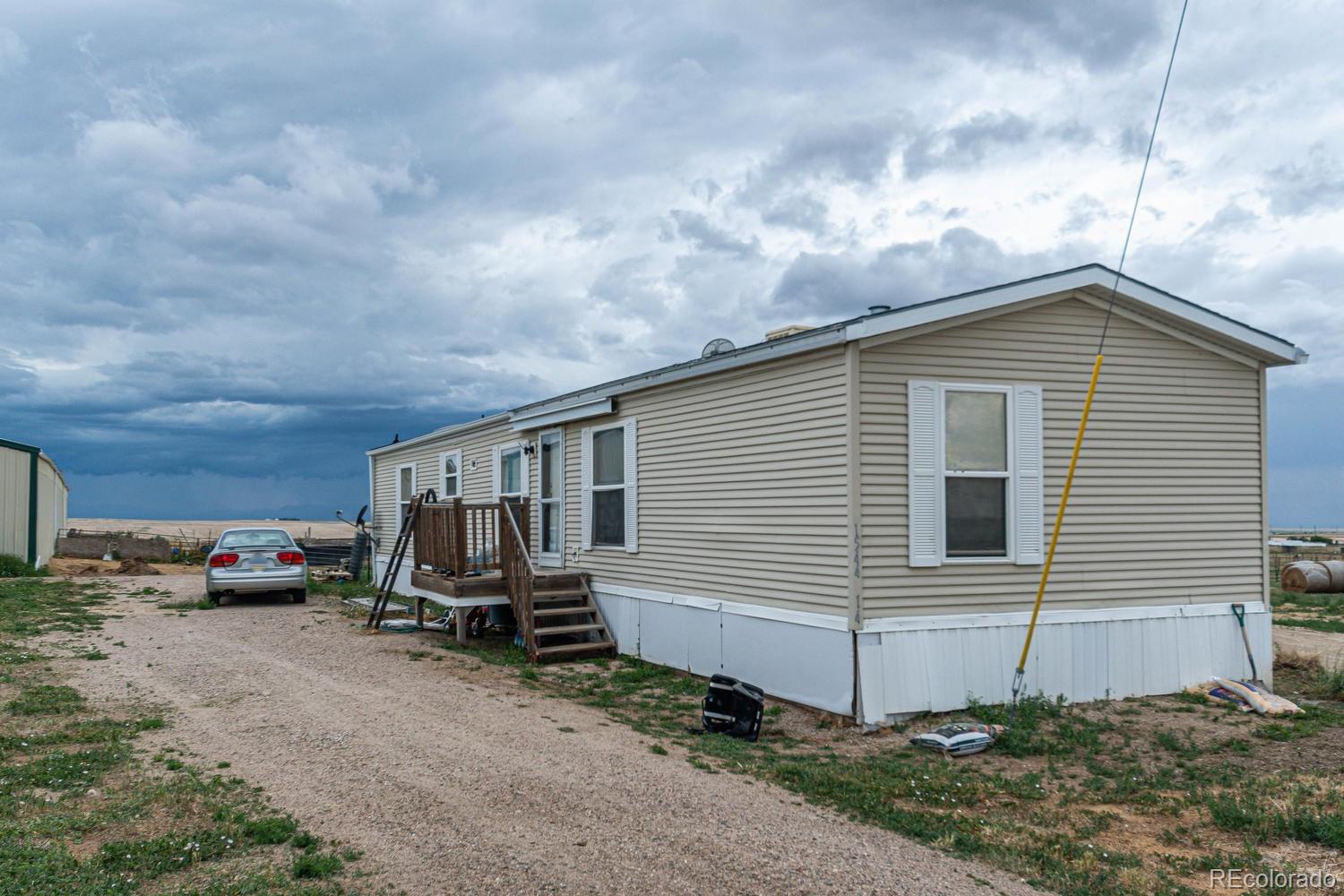 667 South Almstead Road Watkins, CO 80137 - Photo 33 of 35 Gallery Image 33