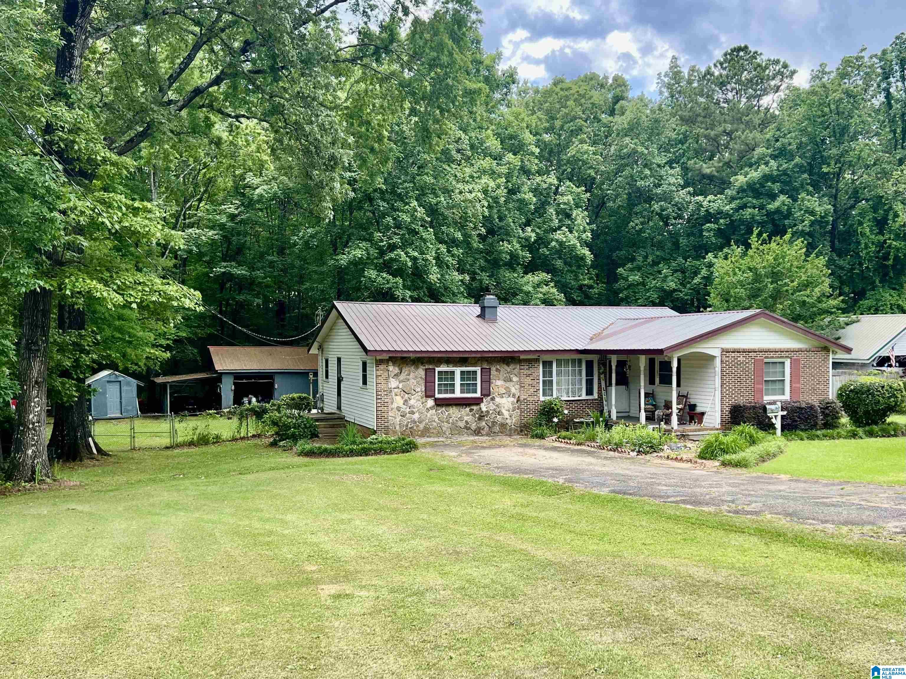315 Center Point Road Sylacauga, AL 35151 - Photo 1 of 18