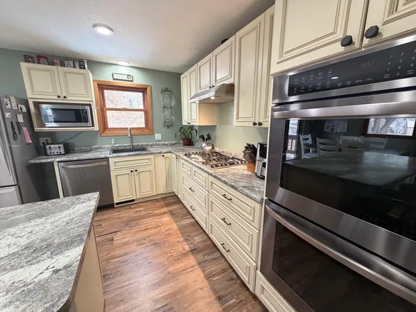 $449,900 | 11984 Skyview Ridge Road, Little Falls, MN 56345