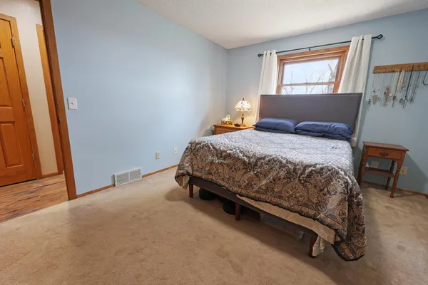 $429,900 | 11984 Skyview Ridge Road, Little Falls, MN 56345