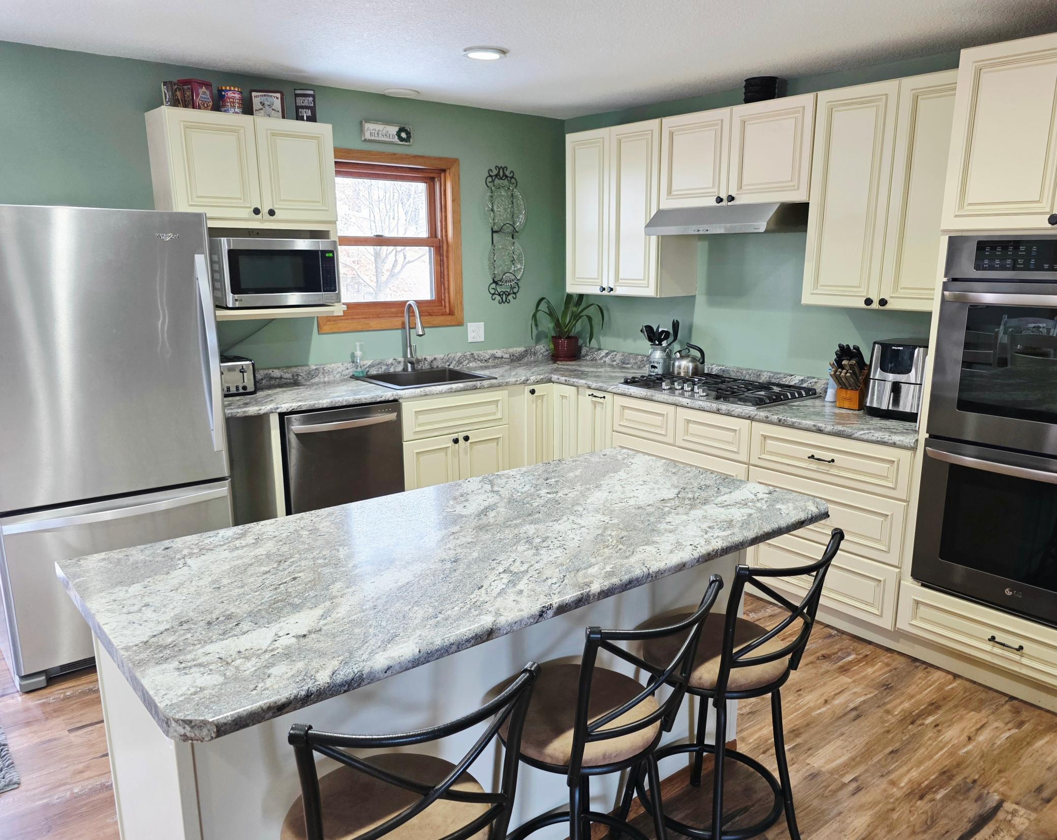 11984 Skyview Ridge Road Little Falls, MN 56345 - Photo 4 of 27