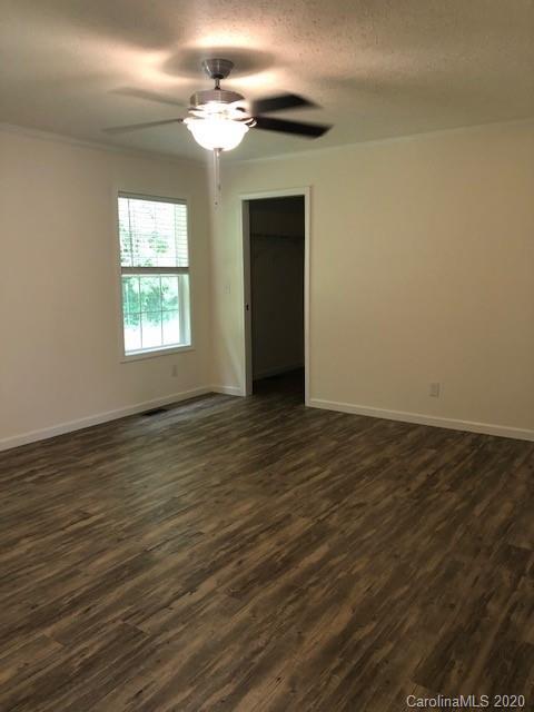 863 Townsend Road, Unit 2 Hendersonville, NC 28792 - Photo 13 of 27