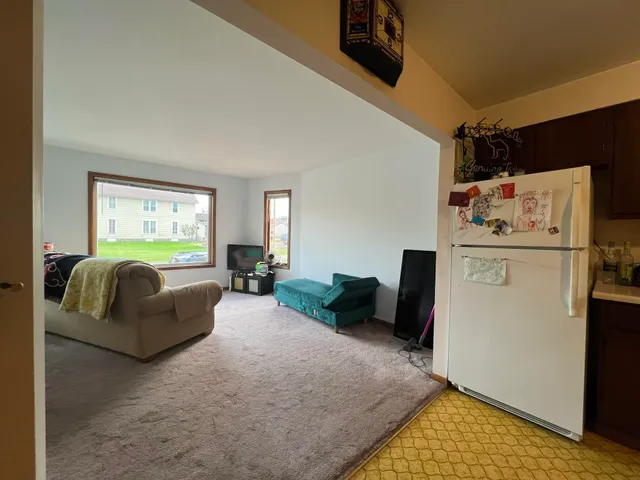 $899 | 423 5th Avenue East, Ashland, WI 54806