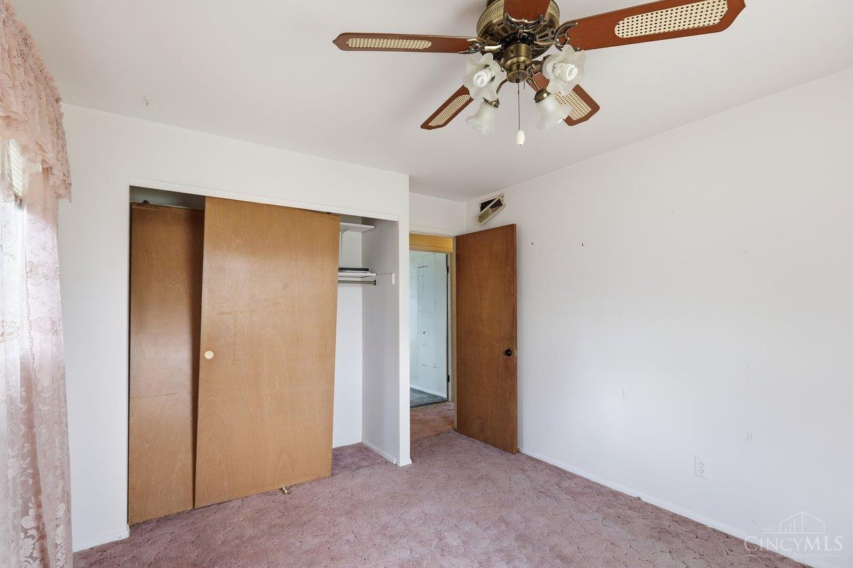 5110 Foley Road Cincinnati, OH 45238 - Photo 27 of 34