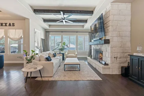 a house view with a garden space