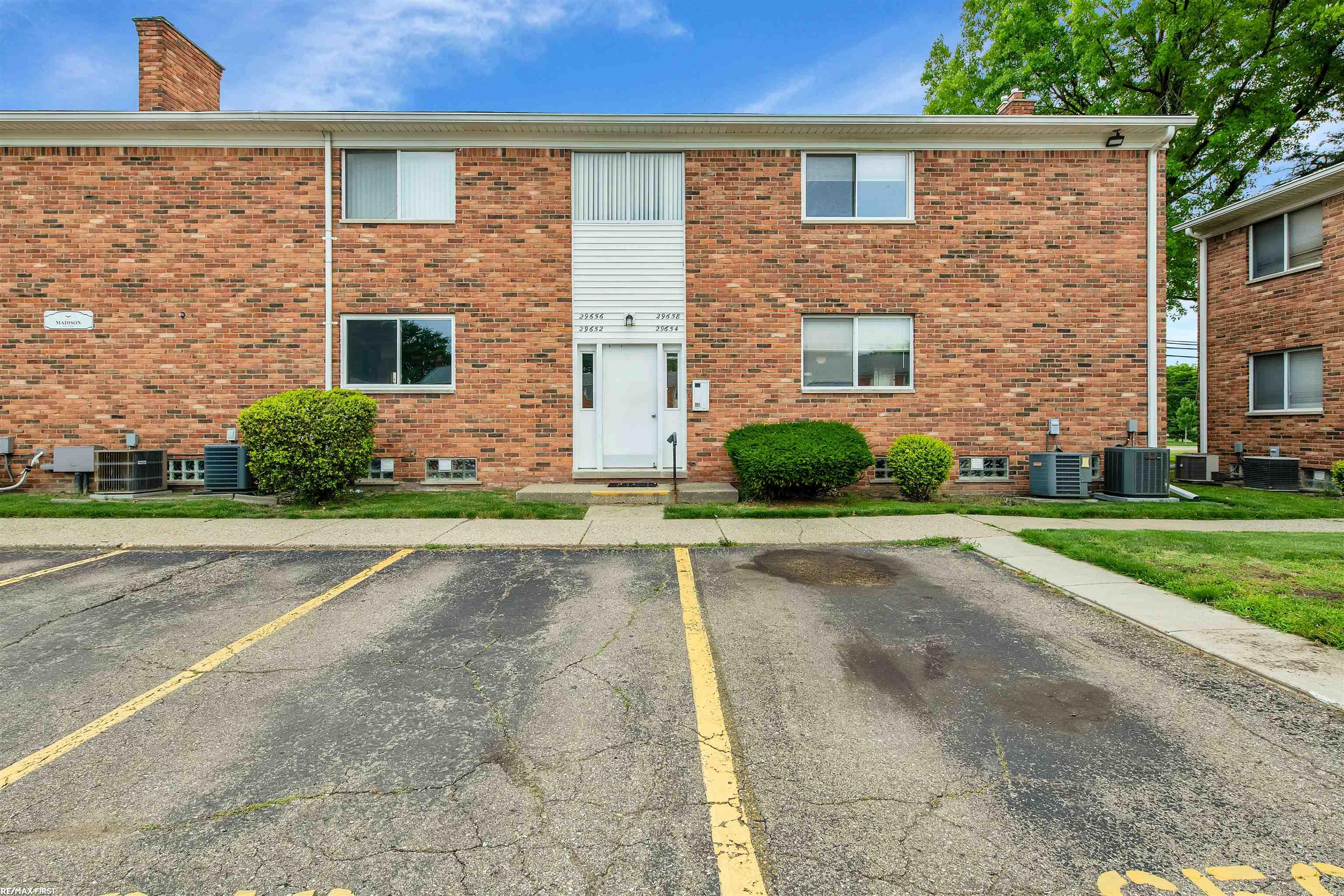 29652 Hoover Road Warren, MI 48093 - Photo 20 of 20